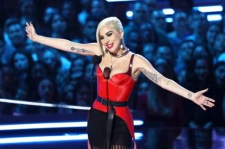 Lady Gaga y Ariana Grande lideran unos particulares VMA marcados por el COVID