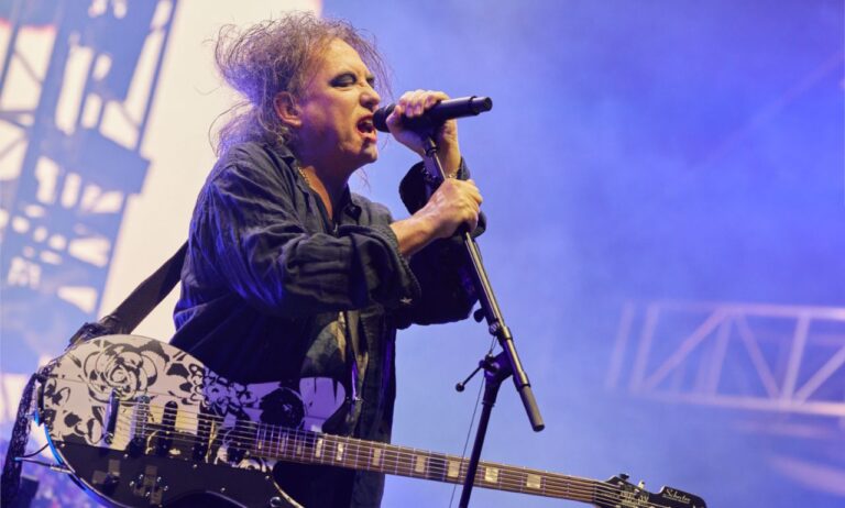 the-cure-y-sus-canciones-para-un-mundo-perdido:-un-bello,-triste-y-solitario…-¿final?