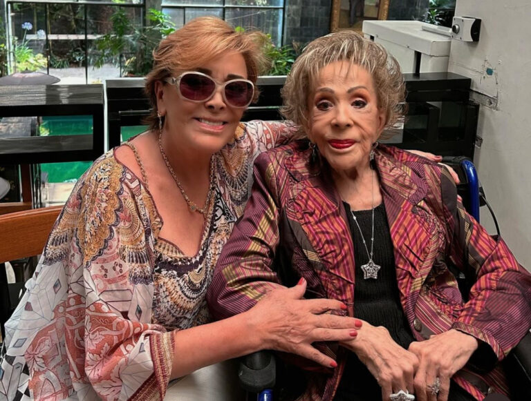 familia-de-silvia-pinal-se-reune-en-el-hospital-por-estado-critico-de-la-actriz