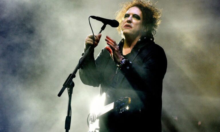 The Cure anuncia próximo álbum en vivo, Songs of a Live World: Troxy London MMXXIV the-cure-anuncia-proximo-album-en-vivo,-songs-of-a-live-world:-troxy-london-mmxxiv
