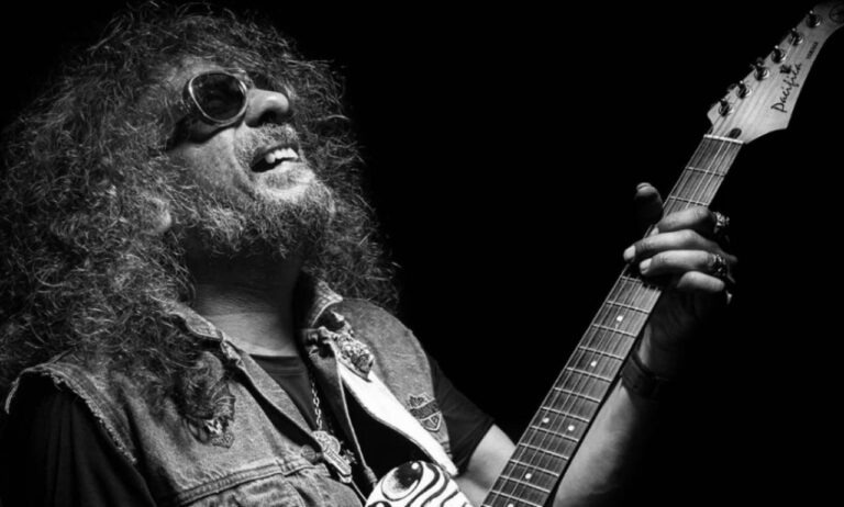 Playlist: 25 canciones para recordar a Javier Bátiz playlist:-25-canciones-para-recordar-a-javier-batiz