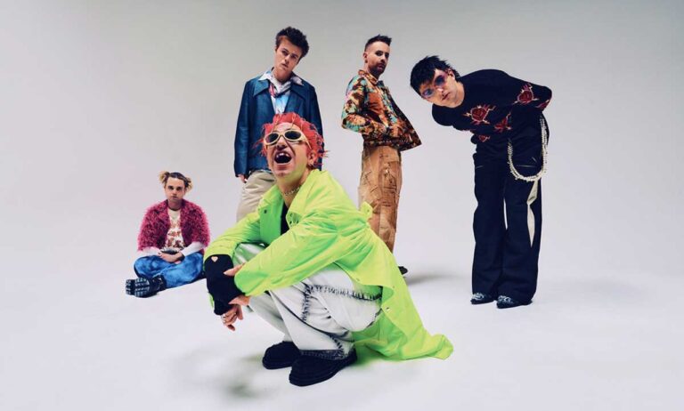fontaines-dc.-suspendio-su-gira-latinoamericana:-no-se-presentara-en-lollapalooza-argentina