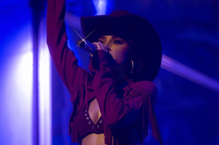 Becky G recuerda a Selena, 30 años después: ‘Su legado es de admirar, respetar y proteger’ becky-g-recuerda-a-selena,-30-anos-despues:-‘su-legado-es-de-admirar,-respetar-y proteger’