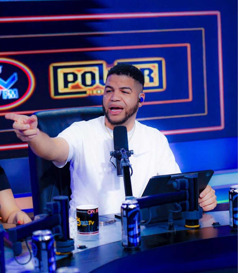 luinny-corporan:-“me-hice-millonario-gracias-a-las-campanas-de-descredito-de-todos-ustedes”