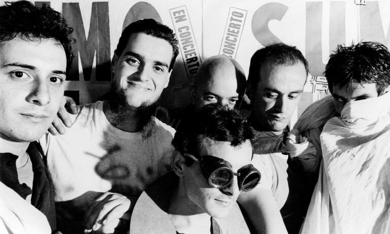 40 años de ‘Divididos por la felicidad’: la historia detrás del disco que cambió al rock argentino 40-anos-de-‘divididos-por-la-felicidad’:-la-historia-detras-del-disco-que-cambio-al-rock-argentino