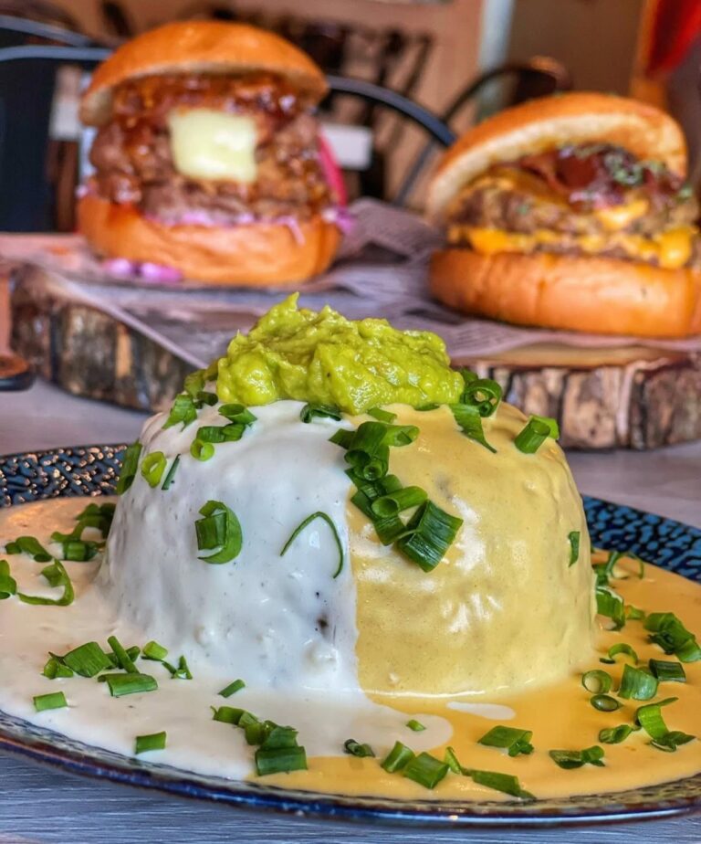 los-hermanos-pena-ortiz-llevan-su-sabor-a-estados-unidos-con-wtf-–-what’s-that-food
