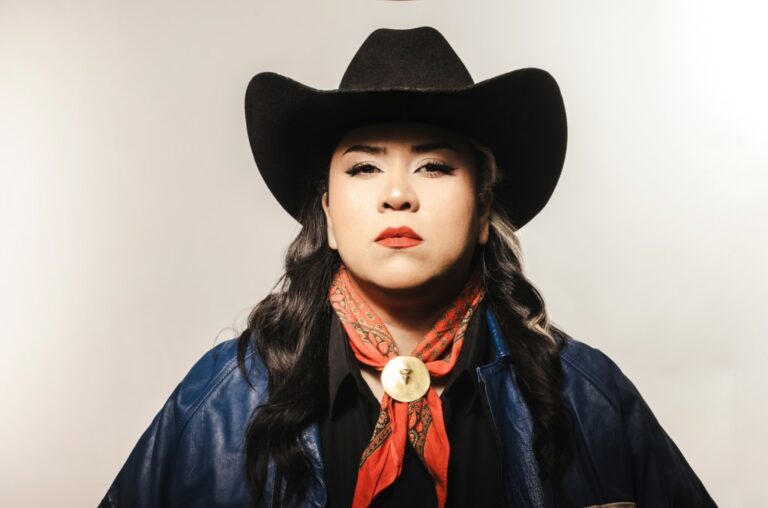 vivir-quintana-revoluciona-el-corrido-mexicano-con-album-sobre-reclusas-victimas-de violencia