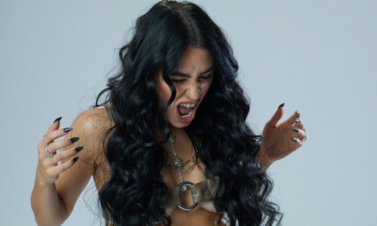 lali-en-la-tapa-de-rolling-stone:-“toda-esta-situacion-hizo-que-me-importe-mas-mostrarme-fuerte”
