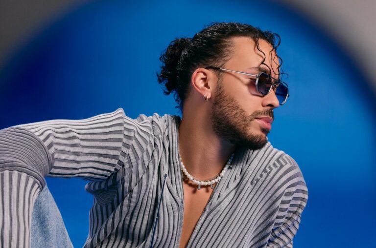 prince-royce-crea-nuevas-memorias-con-viejas-canciones-en-‘eterno’:-‘quise-traer-esa-nostalgia’