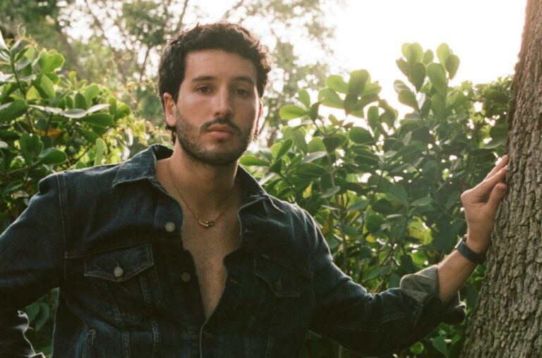 Sebastián Yatra desglosa 5 canciones esenciales de su nuevo álbum, ‘Milagro’ sebastian-yatra-desglosa-5-canciones-esenciales-de-su-nuevo-album,-‘milagro’