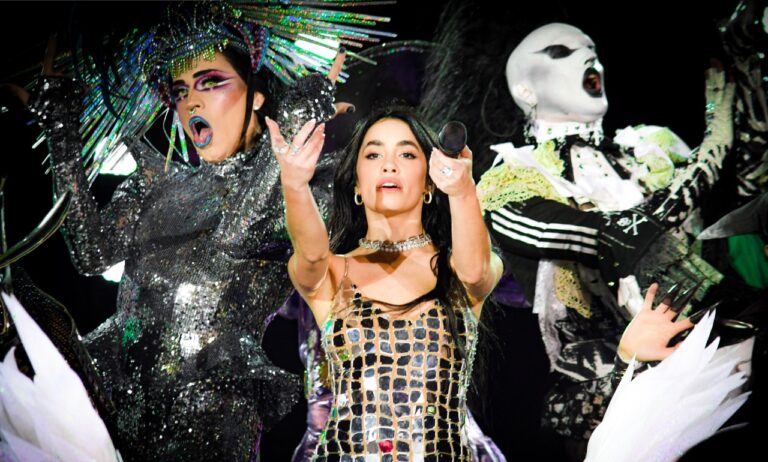 lali-en-velez:-fiesta-pop,-orgullo-y-catarsis-colectiva