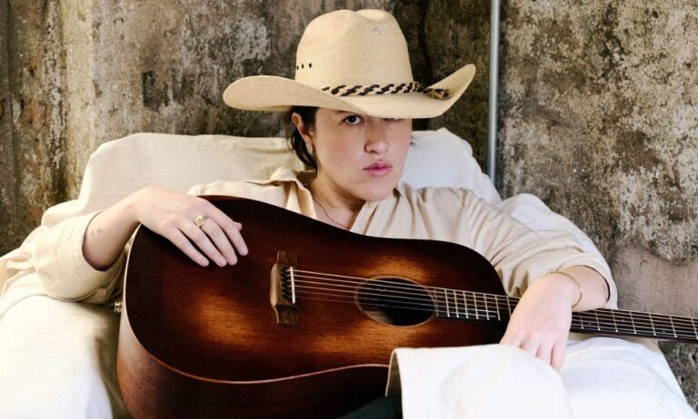 ruzzi-habla-el-lenguaje-del-corrido-tumbado-con-‘al-chile’